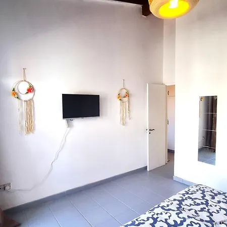 Lovely 1br In Old Town - Center & 4min To Lägenhet