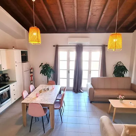 Lovely 1br In Old Town - Center & 4min To Apartment Scala