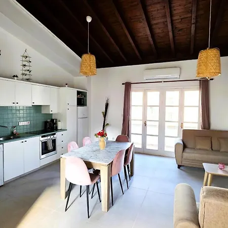 Lovely 1br In Old Town - Center & 4min To